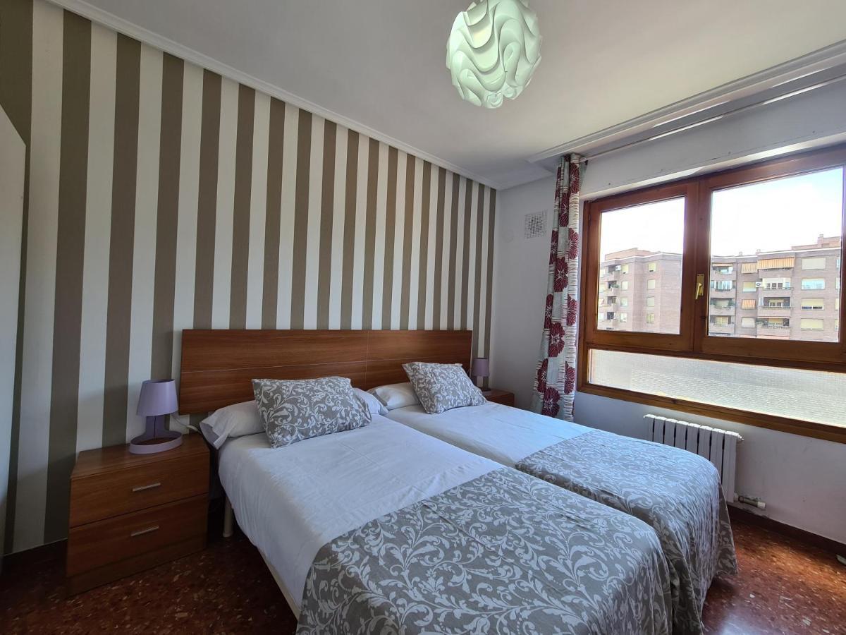 Dos Torres Tauriel - Espacioso Apartamento Con Impresionantes Vistas Y Garaje Privado Saragossa Exterior foto