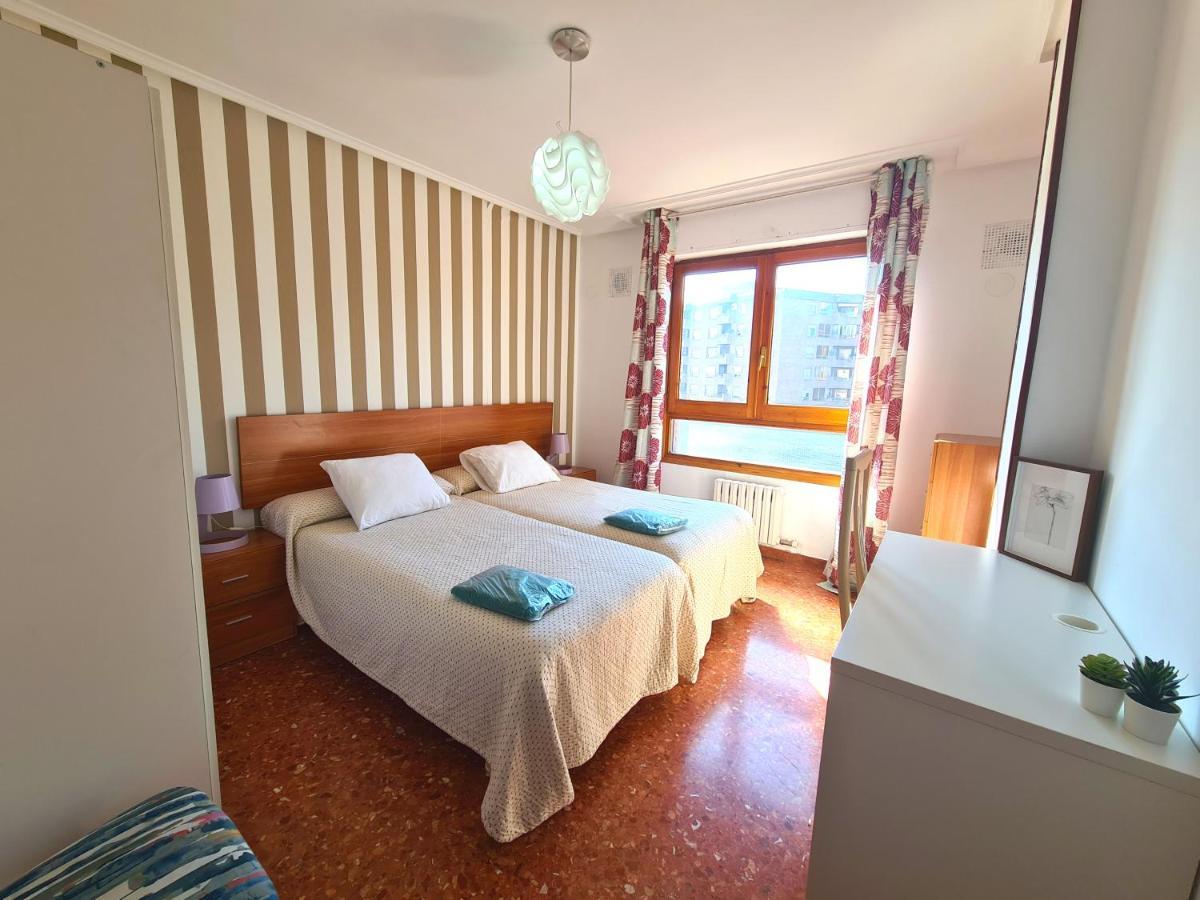 Dos Torres Tauriel - Espacioso Apartamento Con Impresionantes Vistas Y Garaje Privado Saragossa Exterior foto