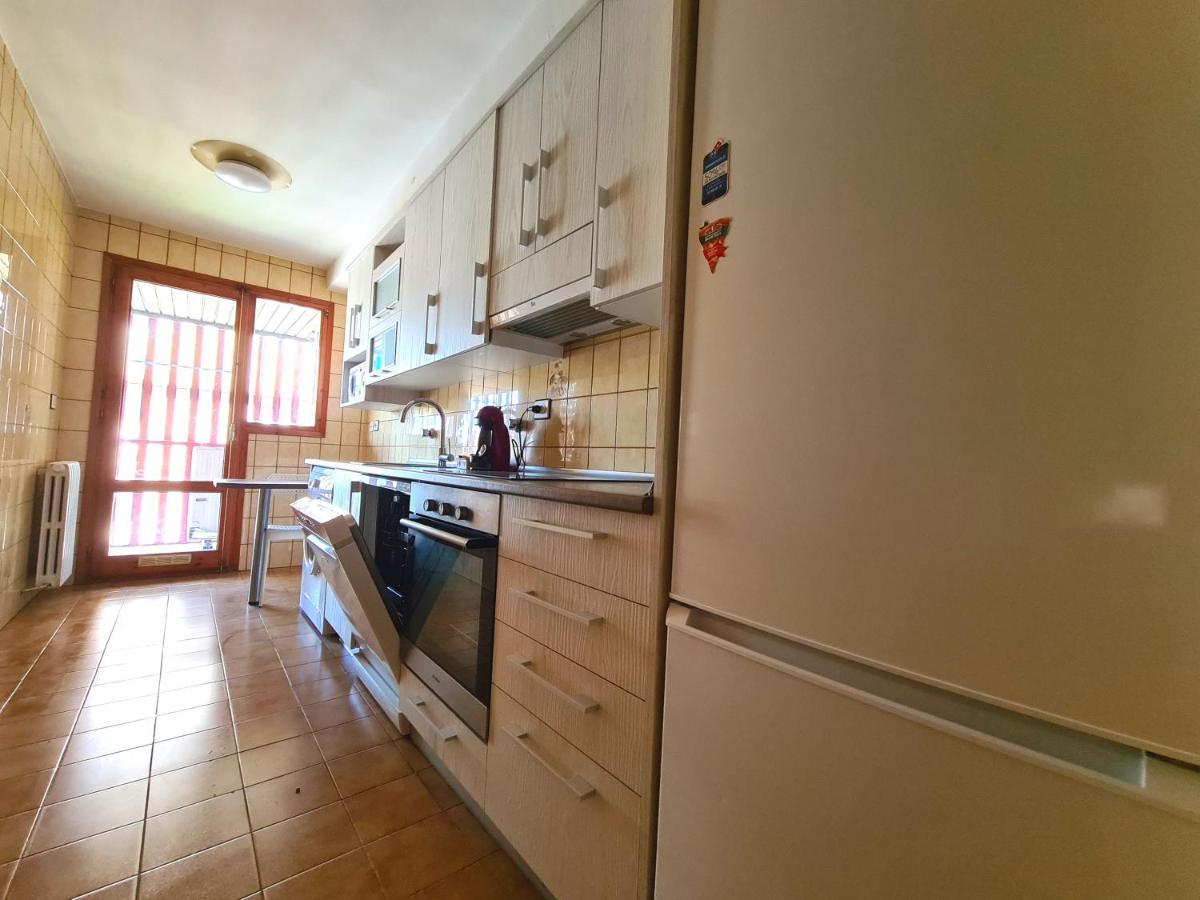 Dos Torres Tauriel - Espacioso Apartamento Con Impresionantes Vistas Y Garaje Privado Saragossa Exterior foto