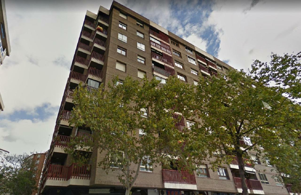 Dos Torres Tauriel - Espacioso Apartamento Con Impresionantes Vistas Y Garaje Privado Saragossa Exterior foto